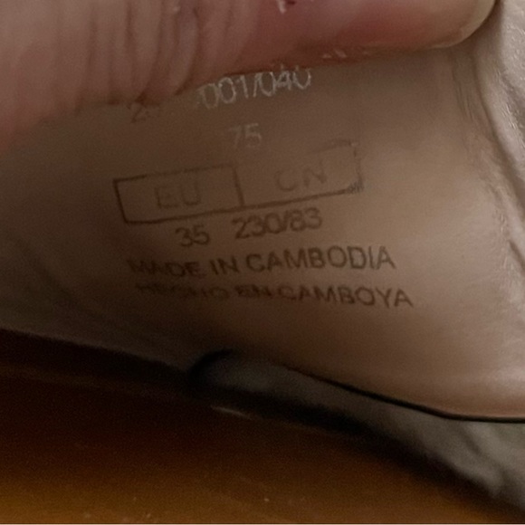 Zara Basic Black Gold Chain Slide Sandals Size 5/5.5 - Picture 7 of 7